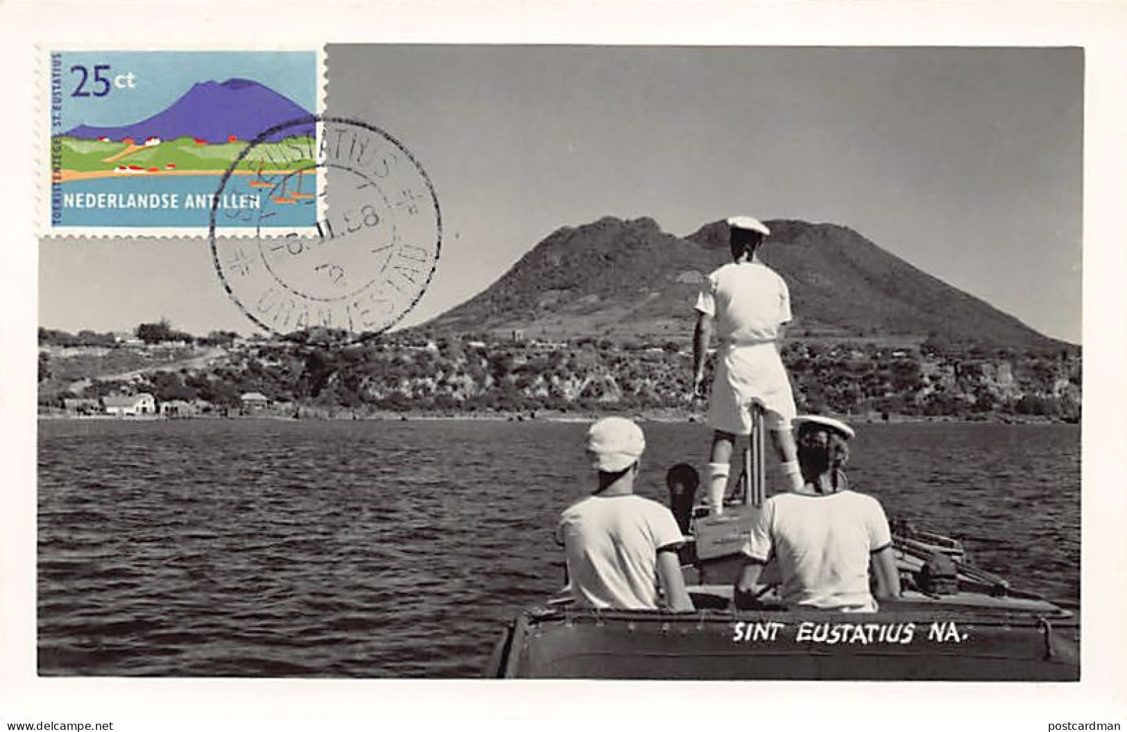 Sint Eustatius - General View From The Sea - REAL PHOTO - Publ. Unknown  - Saint-Eustache