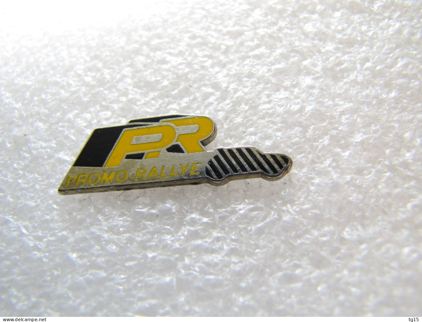 PIN'S   PROMO RALLYE  SILHOUETTE PEUGEOT 205 TURBO 16 - Rallye