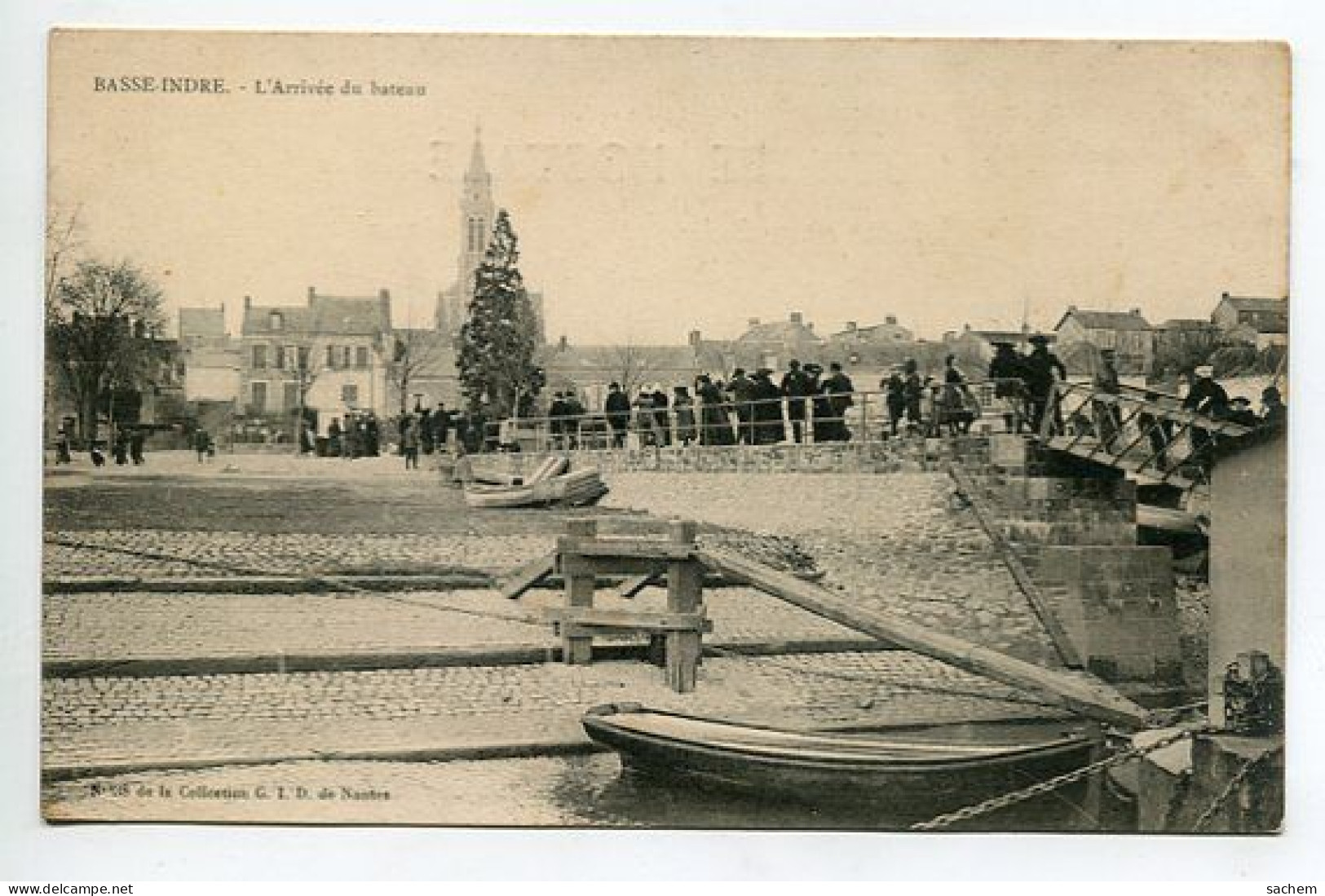 44 DEP 362 BASSE INDRE L"Arrivée Du Bateau Débarquement Voyageurs 1900 Dos Non Divisé - Basse-Indre