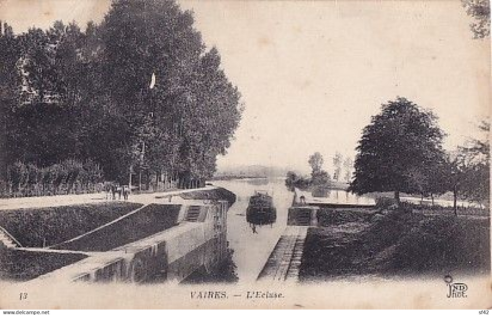 VAIRES           L écluse. Péniche En Pp - Vaires Sur Marne