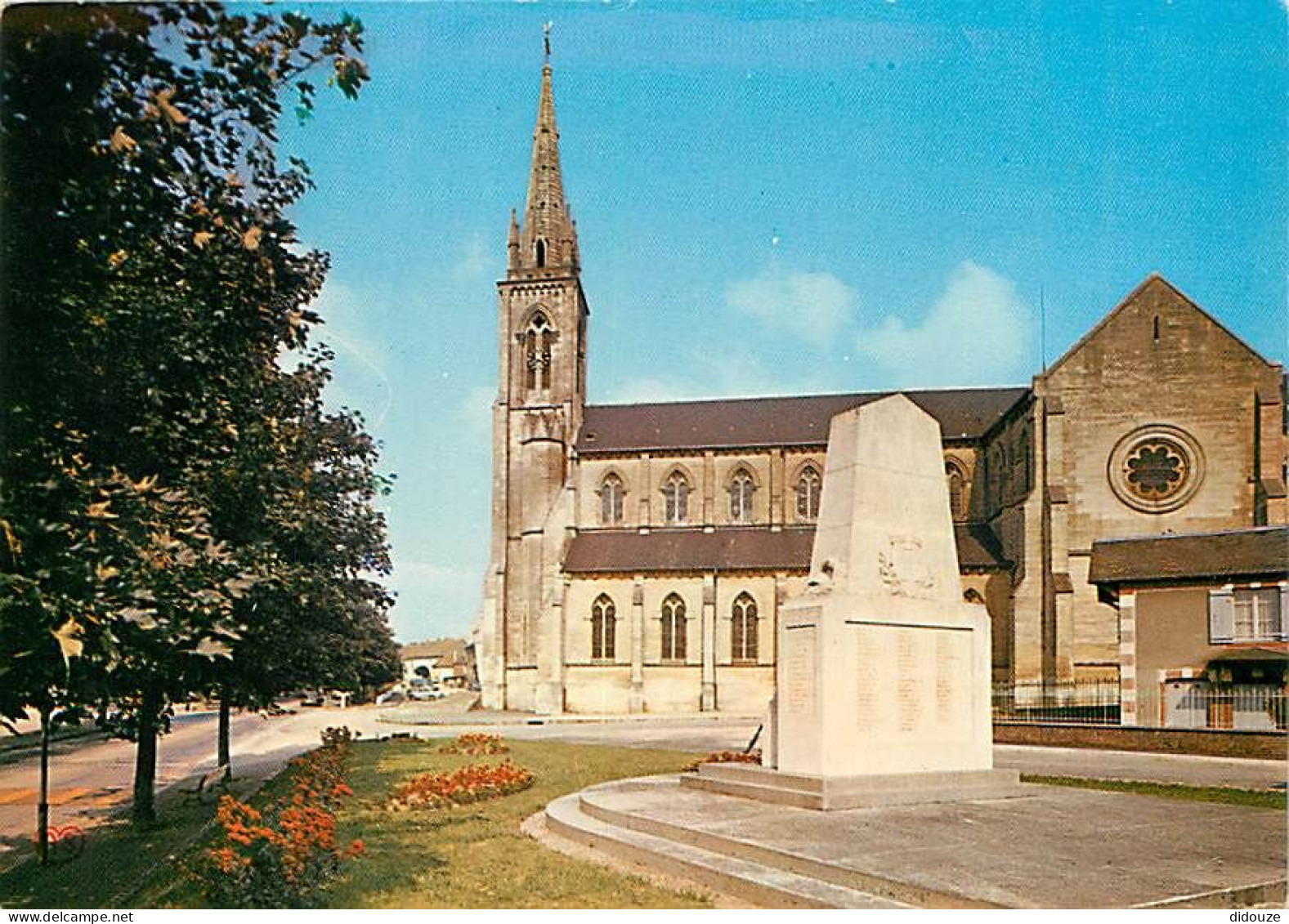 61 - Gacé - L'Eglise - CPM - Voir Scans Recto-Verso - Gace