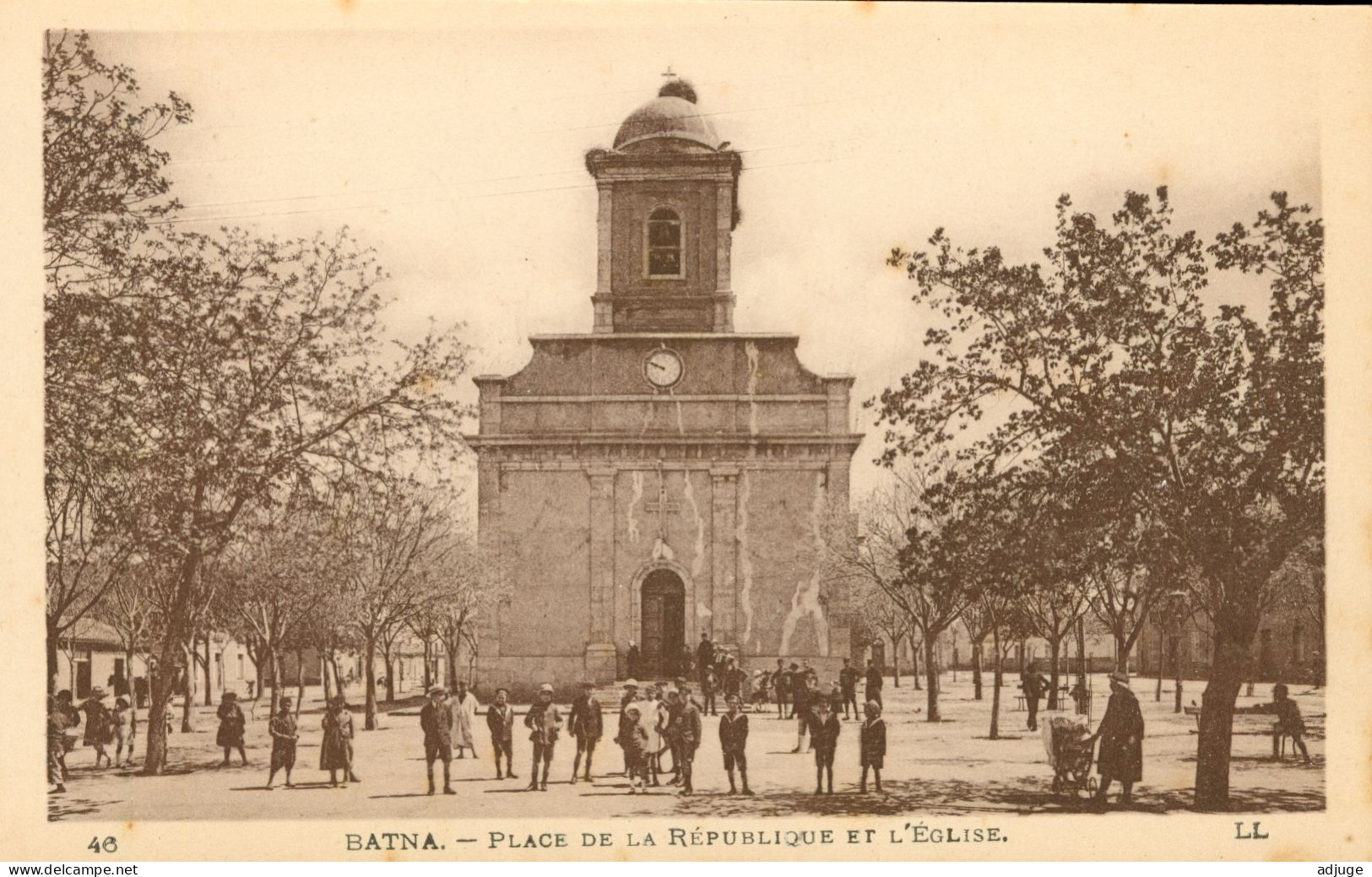 CPA - Algérie - BATNA - Place De La République Et L'Église - Ref. LL N° 46 _ J. Bernard Papeterie Tabacs BATNA * 2 Scans - Batna