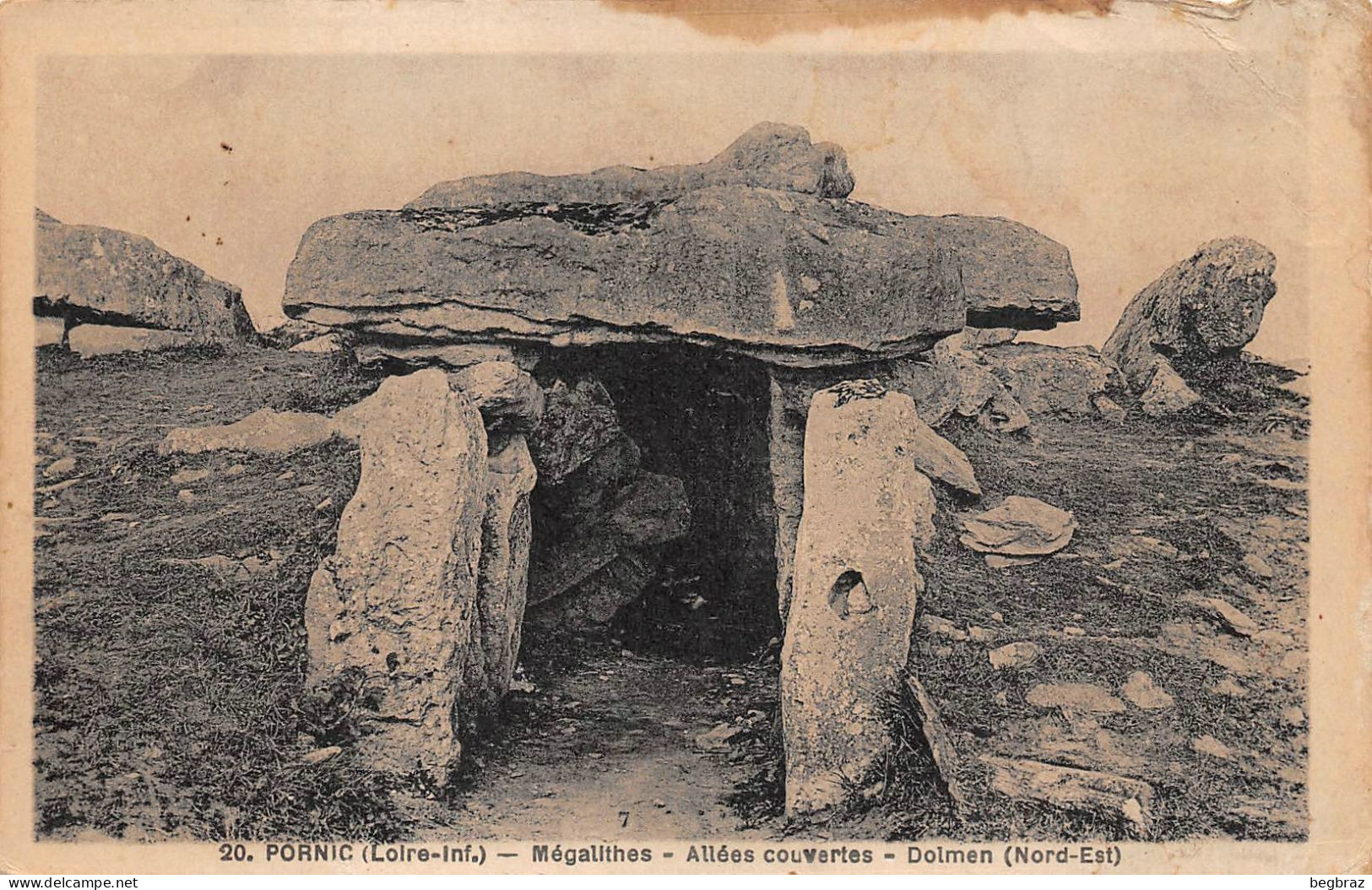 PORNIC    MEGALITHES - Dolmen & Menhirs