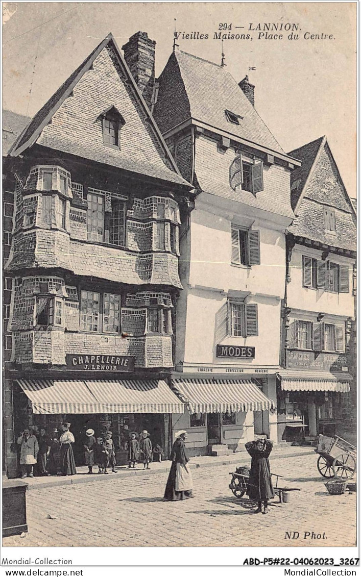 ABDP5-22-0381 - LANNION - Vieille Maison Place Du Centre - Lannion