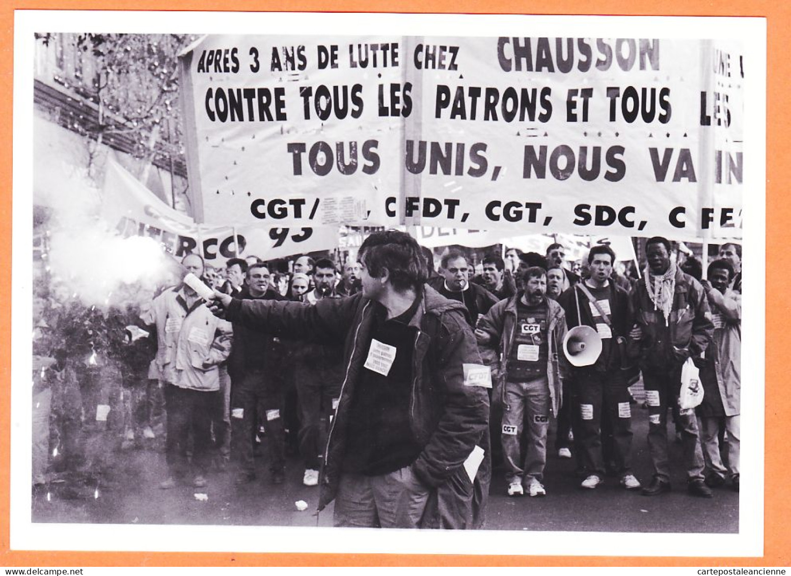 23413 / CREIL 60-Oise Manifestation 1996 Grève Après 3 Ans Lutte Chez CHAUSSON Union Syndicats CGT CFDT SDC RE-EDITION - Other & Unclassified