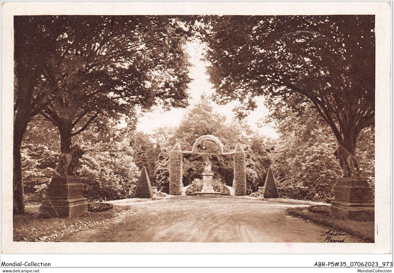 ABRP5-35-0389 - BECHEREL - Statue De Philémon Et Rampes D'acces - Bécherel