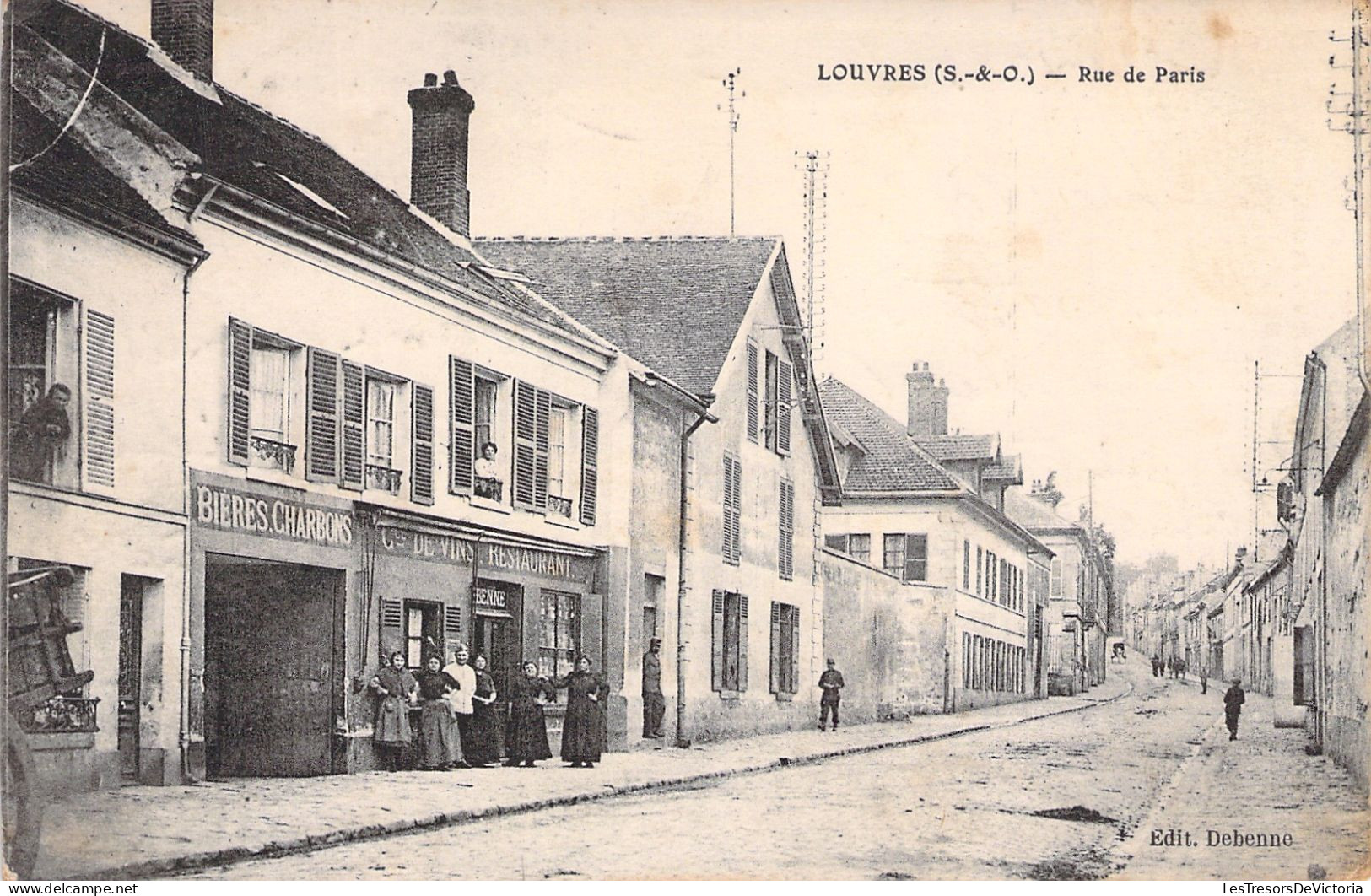 FRANCE - Louvres - Rue De Paris - Animé - Edit Debenne - Carte Postale Ancienne - Louvres