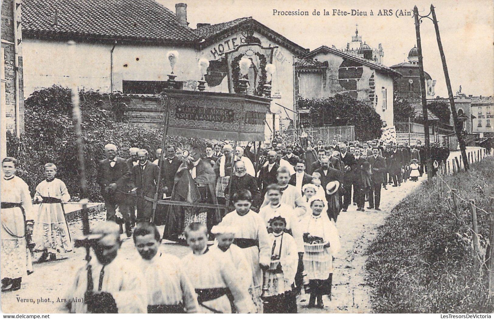 FRANCE - Ars - Procession De La Fete Dieu A Ars - Animé - Carte Postale Ancienne - Ars-sur-Formans