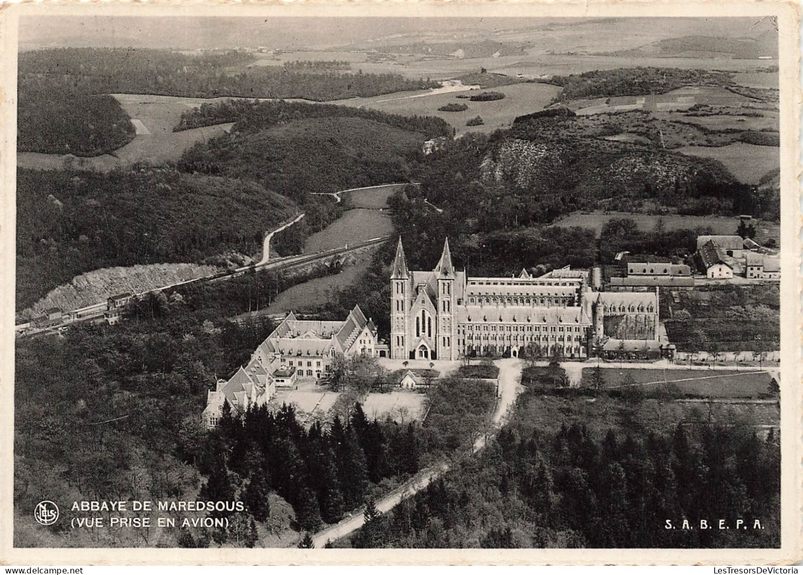 BELGIQUE - Abbaye De Maredsous - Vue Prise En Avion - Carte Postale - Dinant