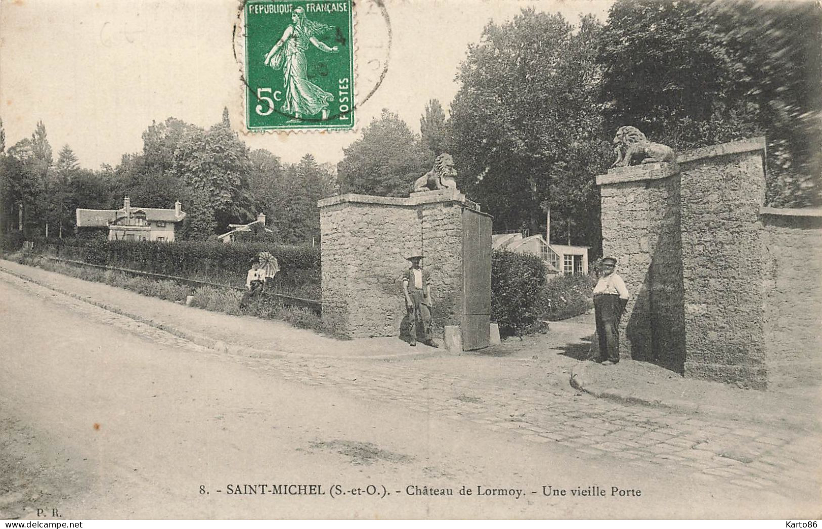 St Michel Sur Orge * Rue * Le Château De Lormoy * Une Vieille Porte - Saint Michel Sur Orge