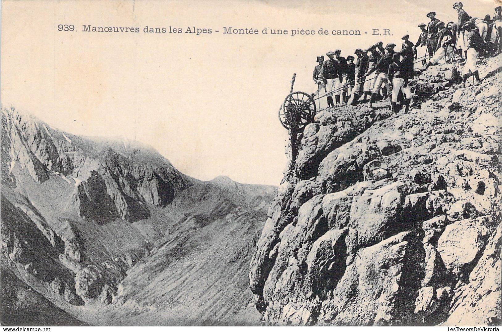 MILITARIA - Manoeuvre Dans Les Alpes - Montée D'une Piece De Canon - Carte Postale Ancienne - Manoeuvres