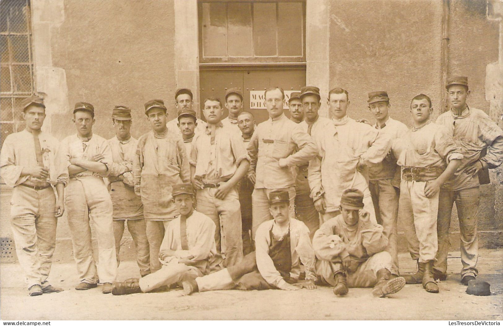 MILITARIA - Guerre - Carte Photo De Militaire Classe1905 1906 - Soldats - Carte Postale Ancienne - Characters