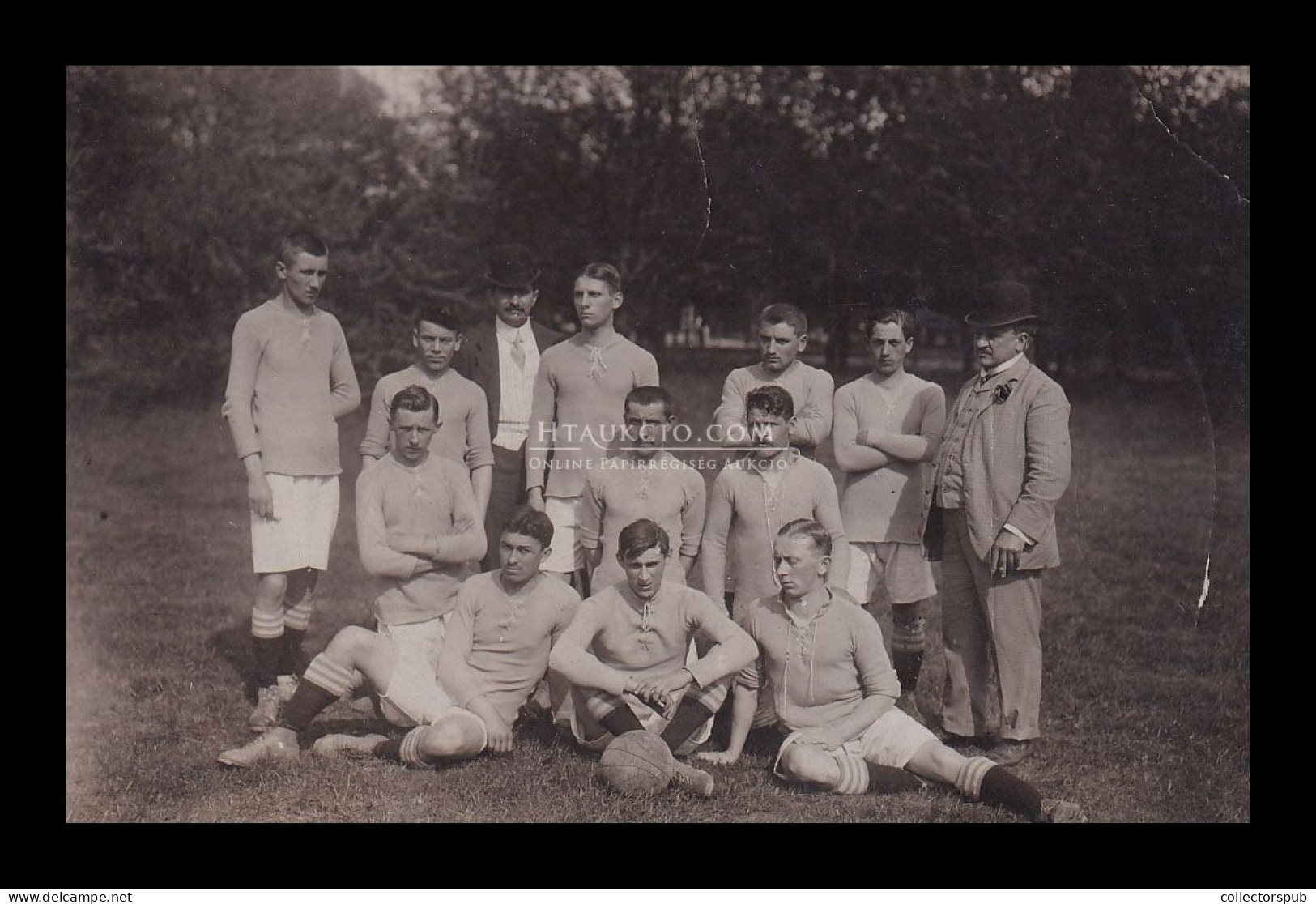 SPORT LABDARÚGÁS 1910. Törekvés SE Játékosai, A Viener SC (Bécs, 0:2)  Mérközés Után Fotós Képeslap - Hongrie