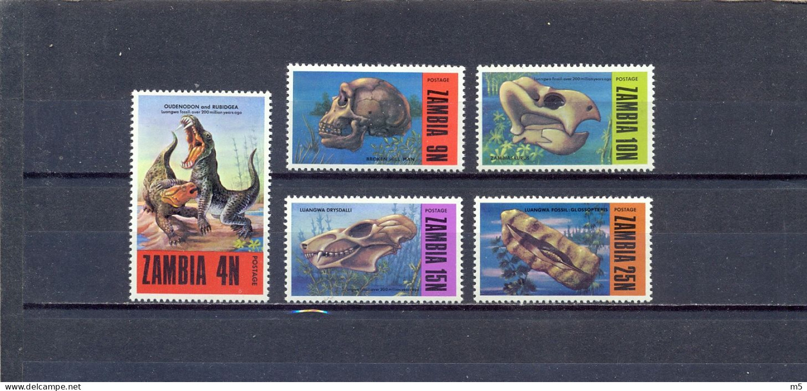ZAMBIA - MNH - PREHISTORIC ANIMALS -  MI.NO.97/101 - CV = 8,5 € - Zambie (1965-...)