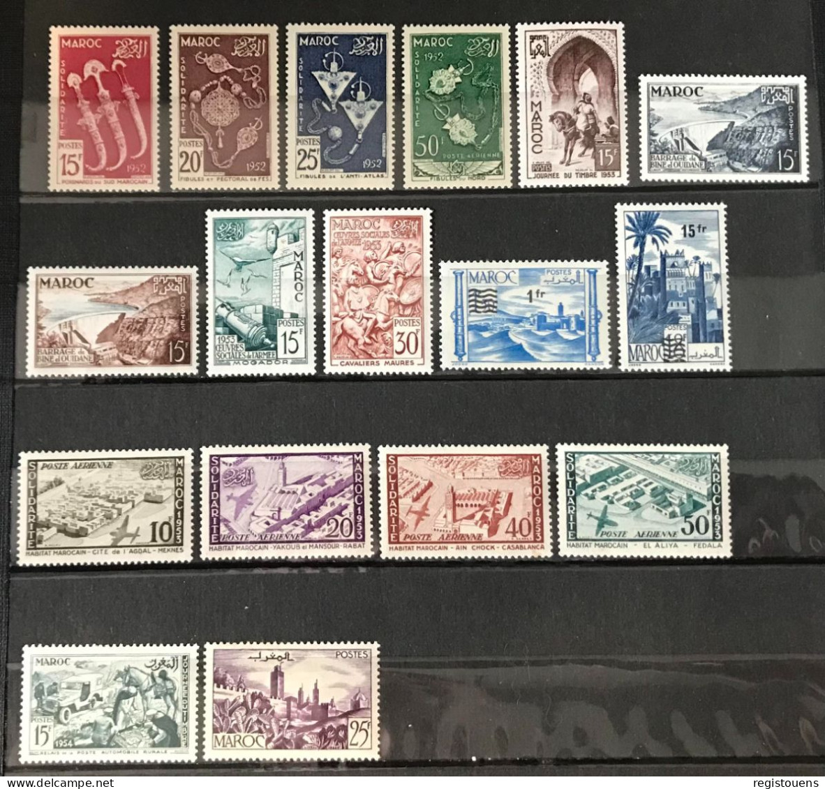 Lot De 84 Timbres Neufs* Maroc 1939 / 1954 - Neufs