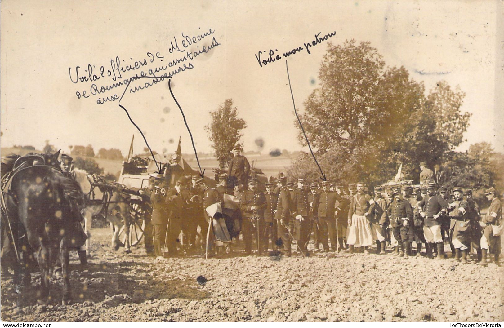 MILITARIA - Carte Photo De Militaires - 2 Officiers De Roumanie Assistent Aux Manoeuvres - Carte Postale Ancienne - Manöver