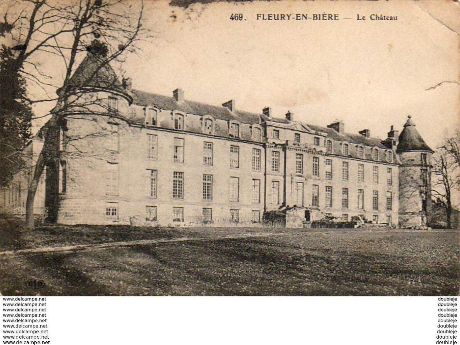 D77  FLEURY  EN BIERE  Le Château - Perthes