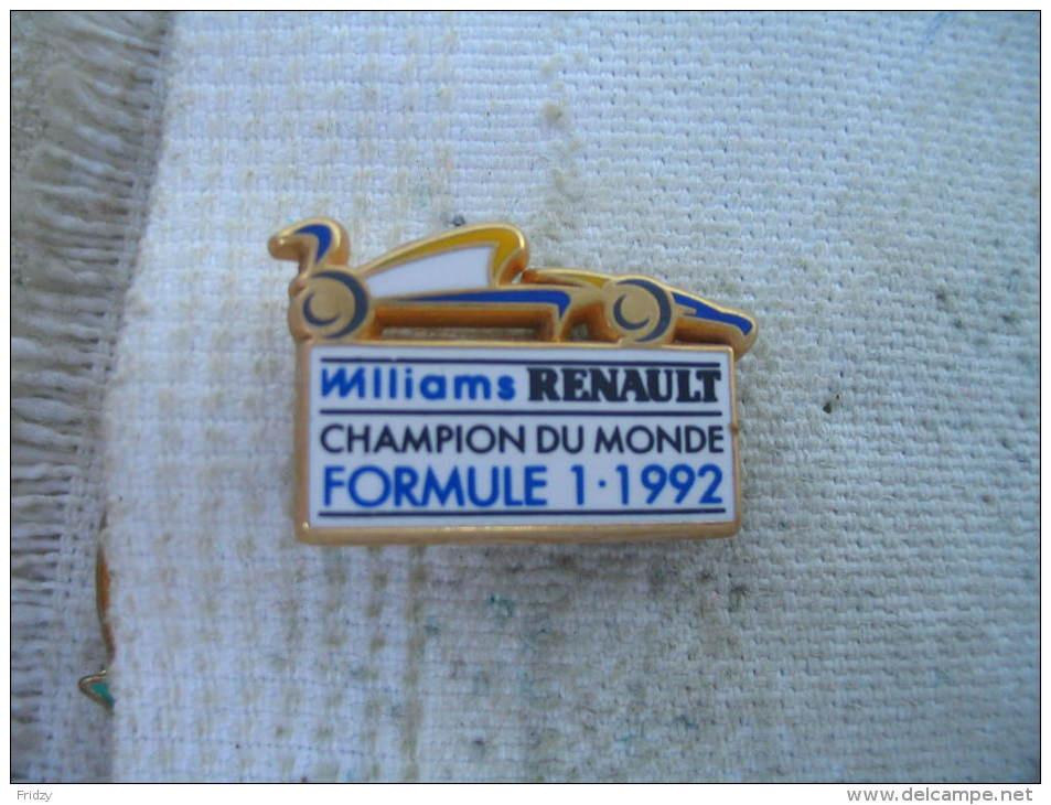Pin's Williams RENAULT, Champion Du Monde Formule 1 En 1992. (ARTHUS BERTRAND) - Renault