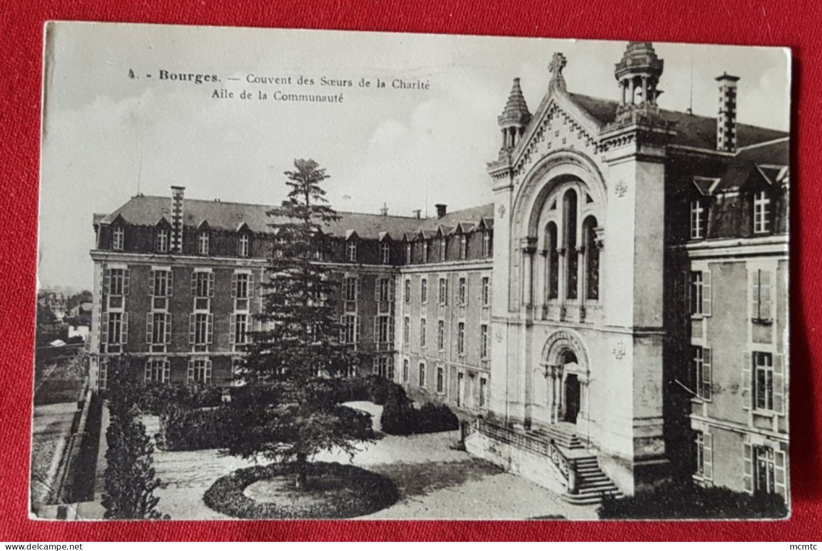 CPA - Bourges - Couvent Des Sœurs De La Charité - Aile De La Communauté - Bourges