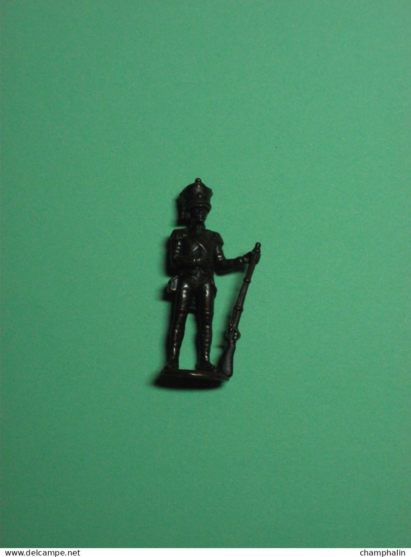 Figurine En Métal Kinder - Série Les Soldats Napoléoniens - Grenadier N°3 - Sans Nom - Finition Bruni - Figurine In Metallo