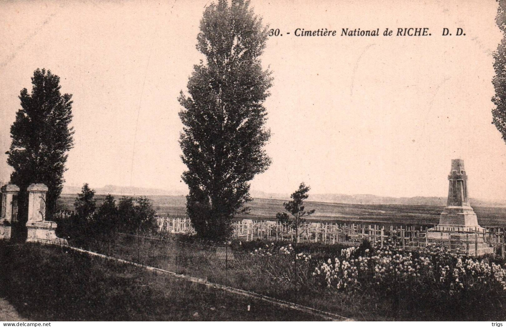 Riche - Cimetière National - Chateau Salins