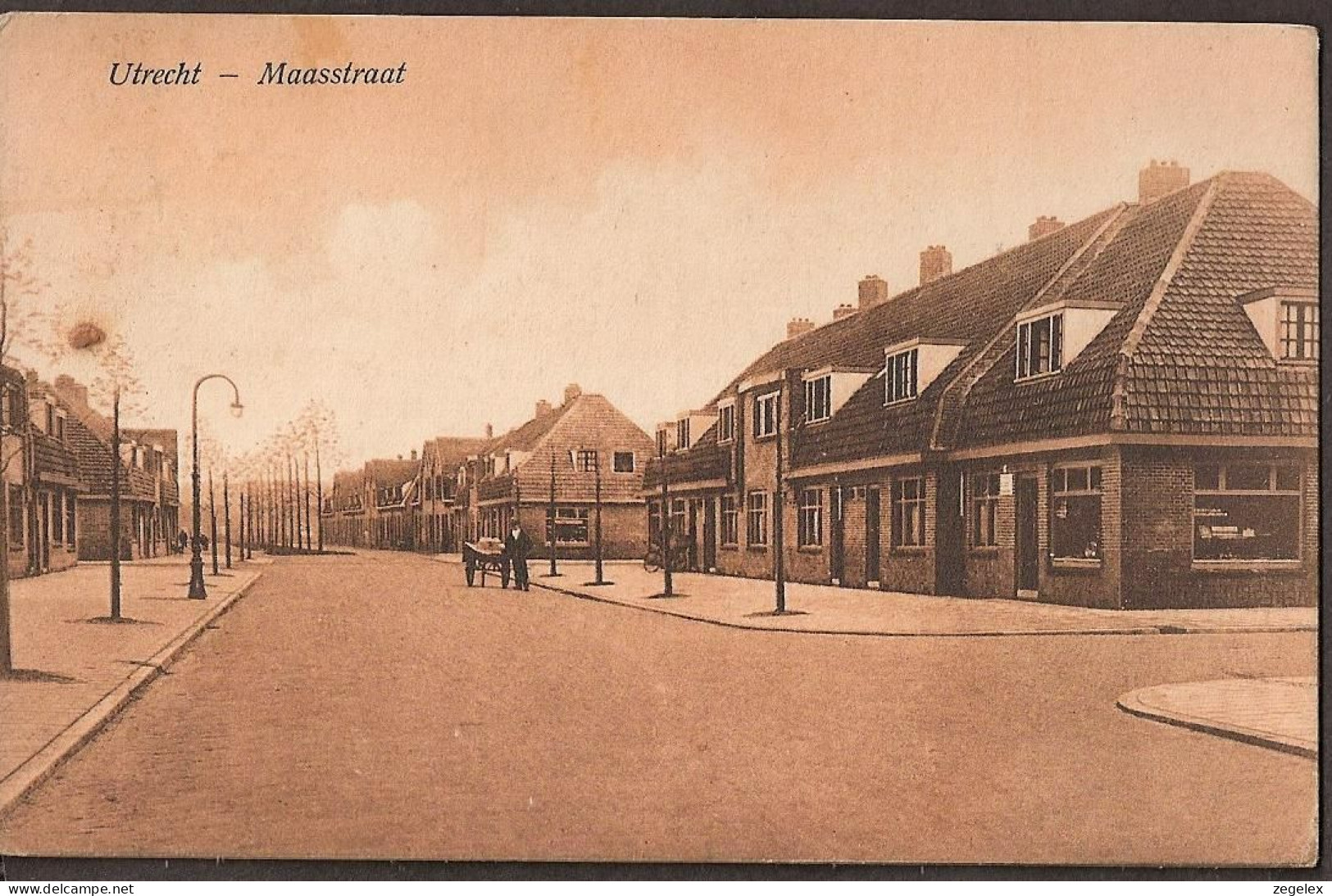 Urecht - Maasstraat - Man Met Handkar - 1925 - Utrecht