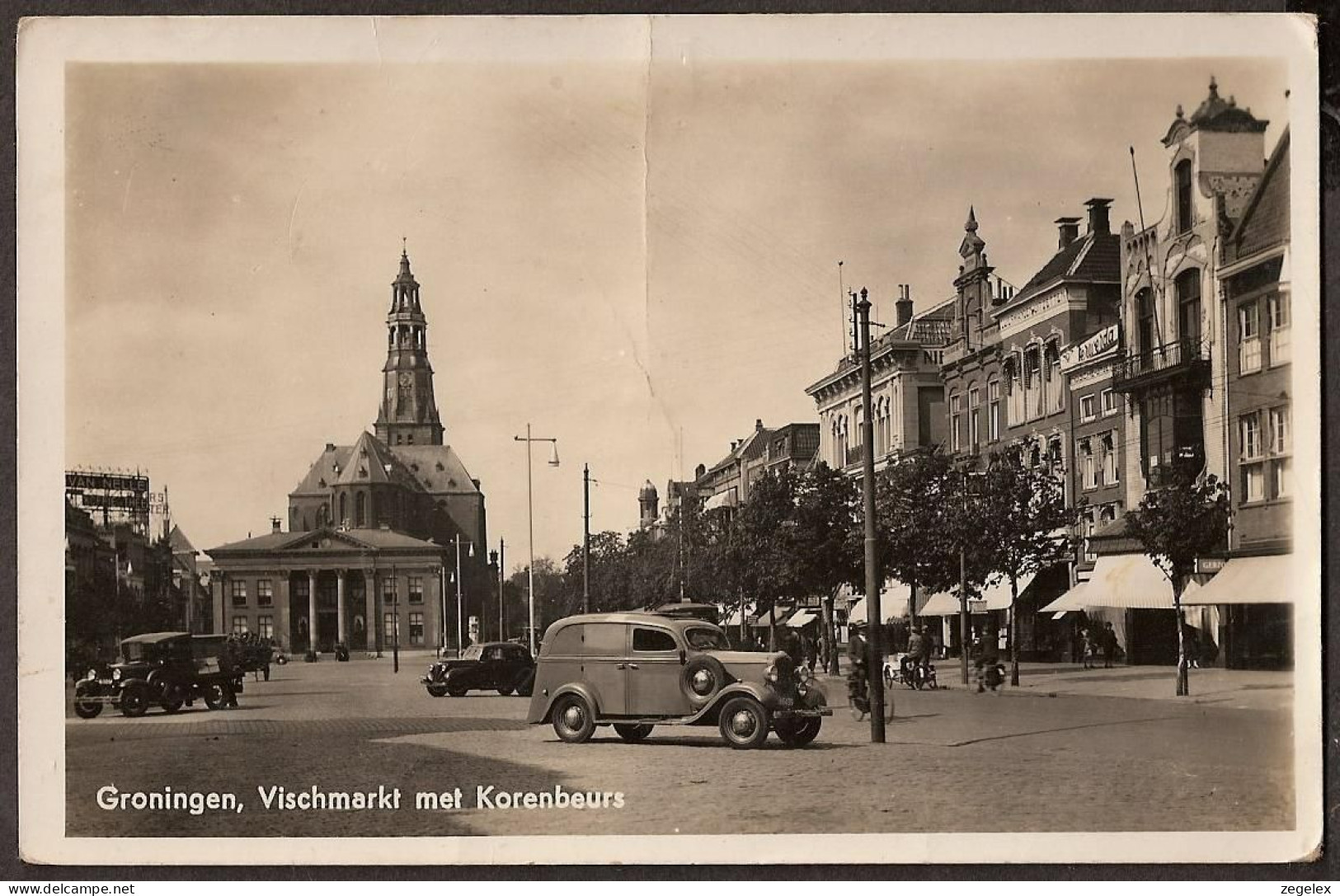 Groningen - Vischmarkt Met Korenbeurs - Oldtimers 1946 - Groningen