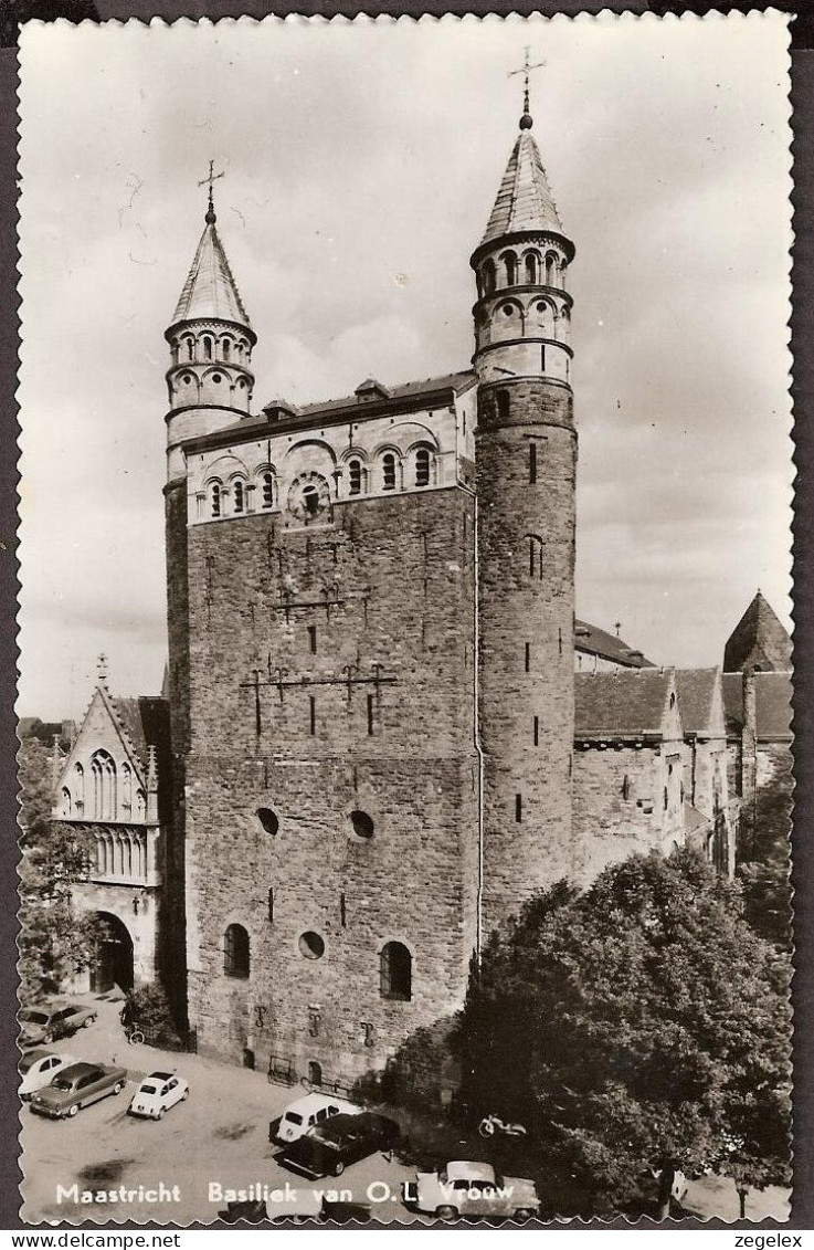 Maastricht - Onze Lieve Vrouwe Basiliek Rond 1970 - Maastricht