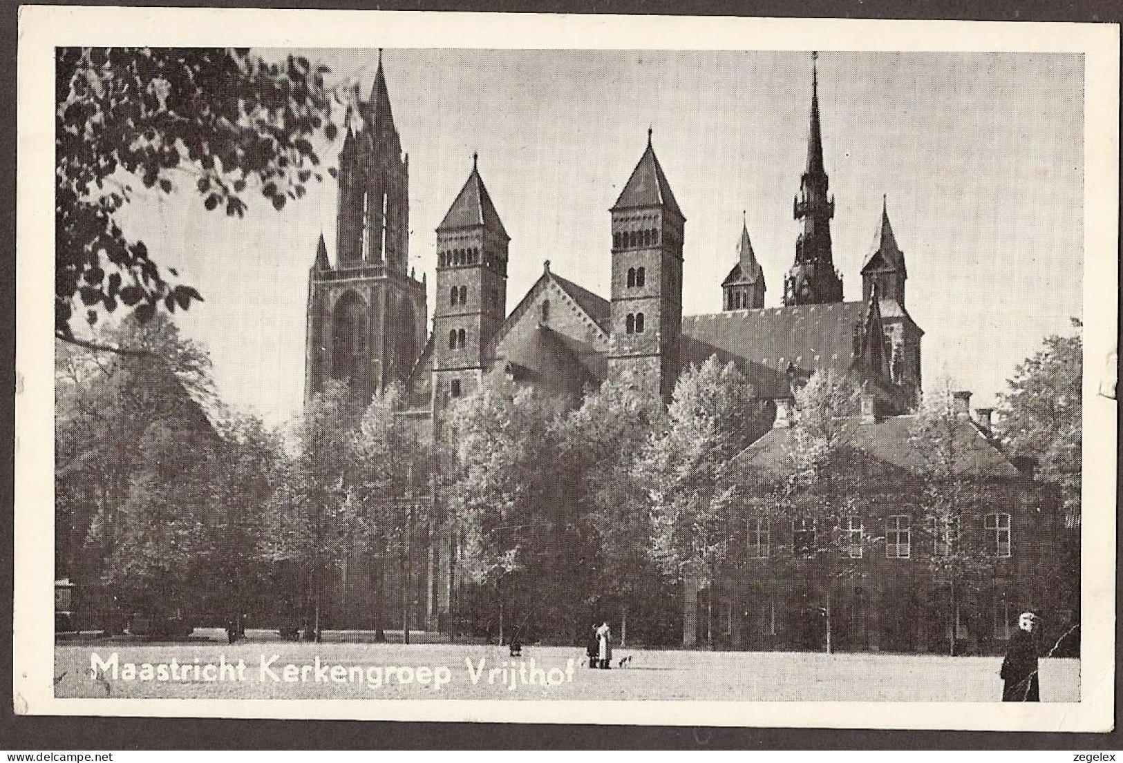 Maastricht - Kerkengroep Vrijthof - Straatbeeld 1957  - Maastricht