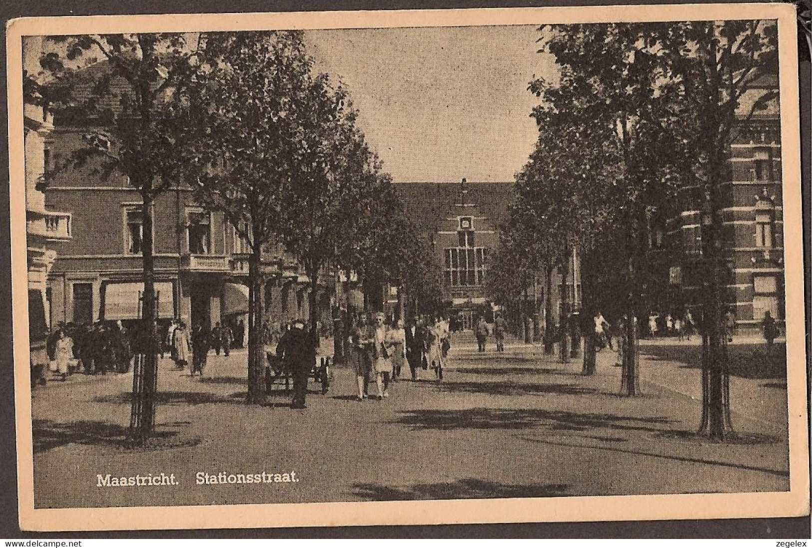 Maastricht - Stationsstraat - Straatbeeld - Maastricht