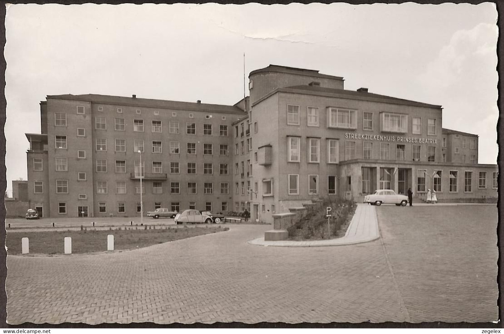 Gorinchem - Streekziekenhuis Prinses Beatrix - Hoofdgebouw - 1962 - Gorinchem