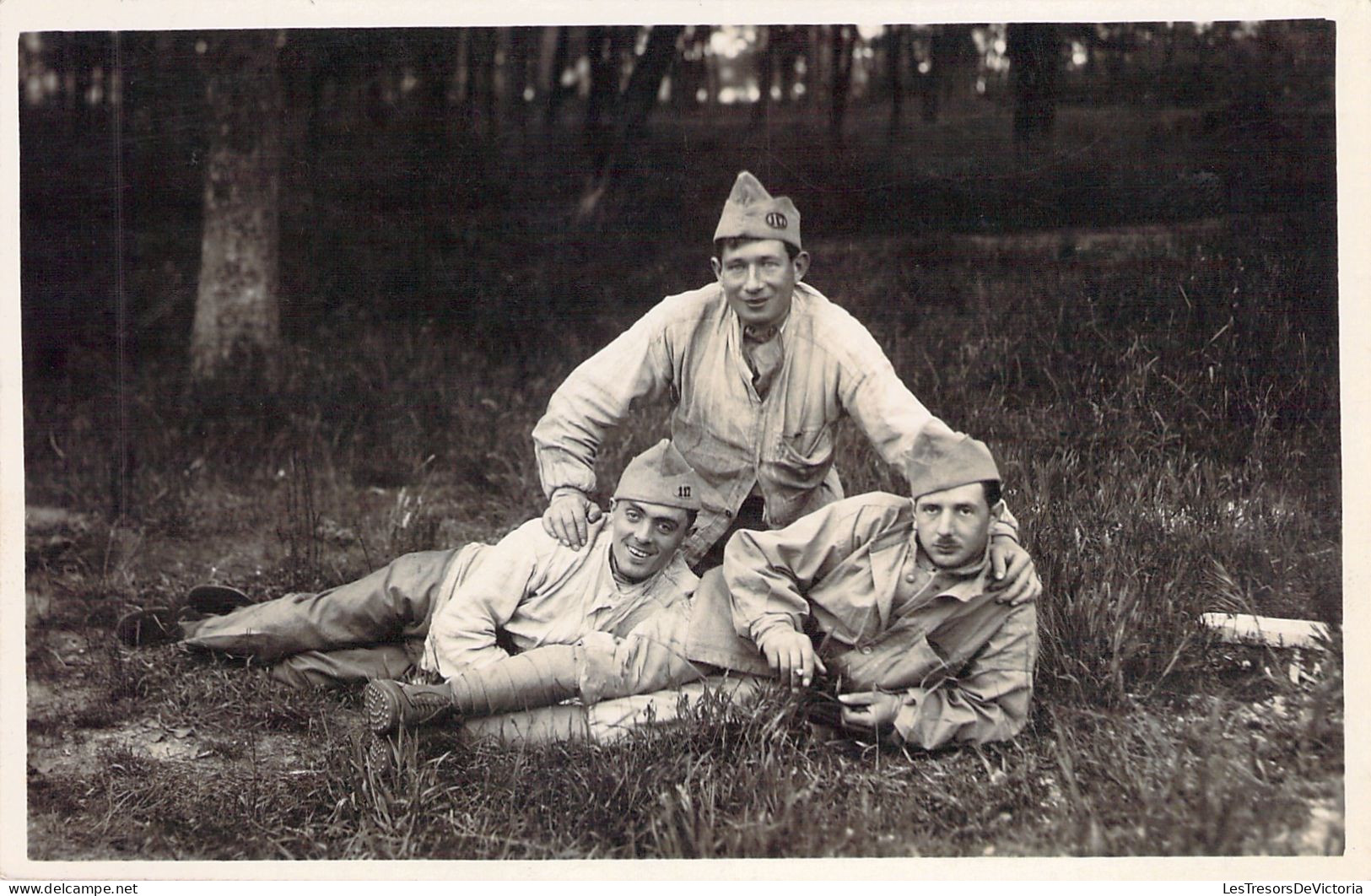 MILITARIA - Carte Photo De Militaires - Soldats - Mourmelon 1934 - Carte Postale Ancienne - Characters