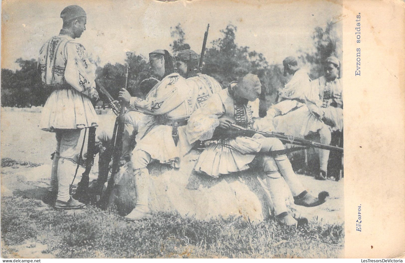 MILITARIA - GRECE - Evzons Soldats - Uniformes Militaires Grecs - Carte Postale Ancienne - Uniformi