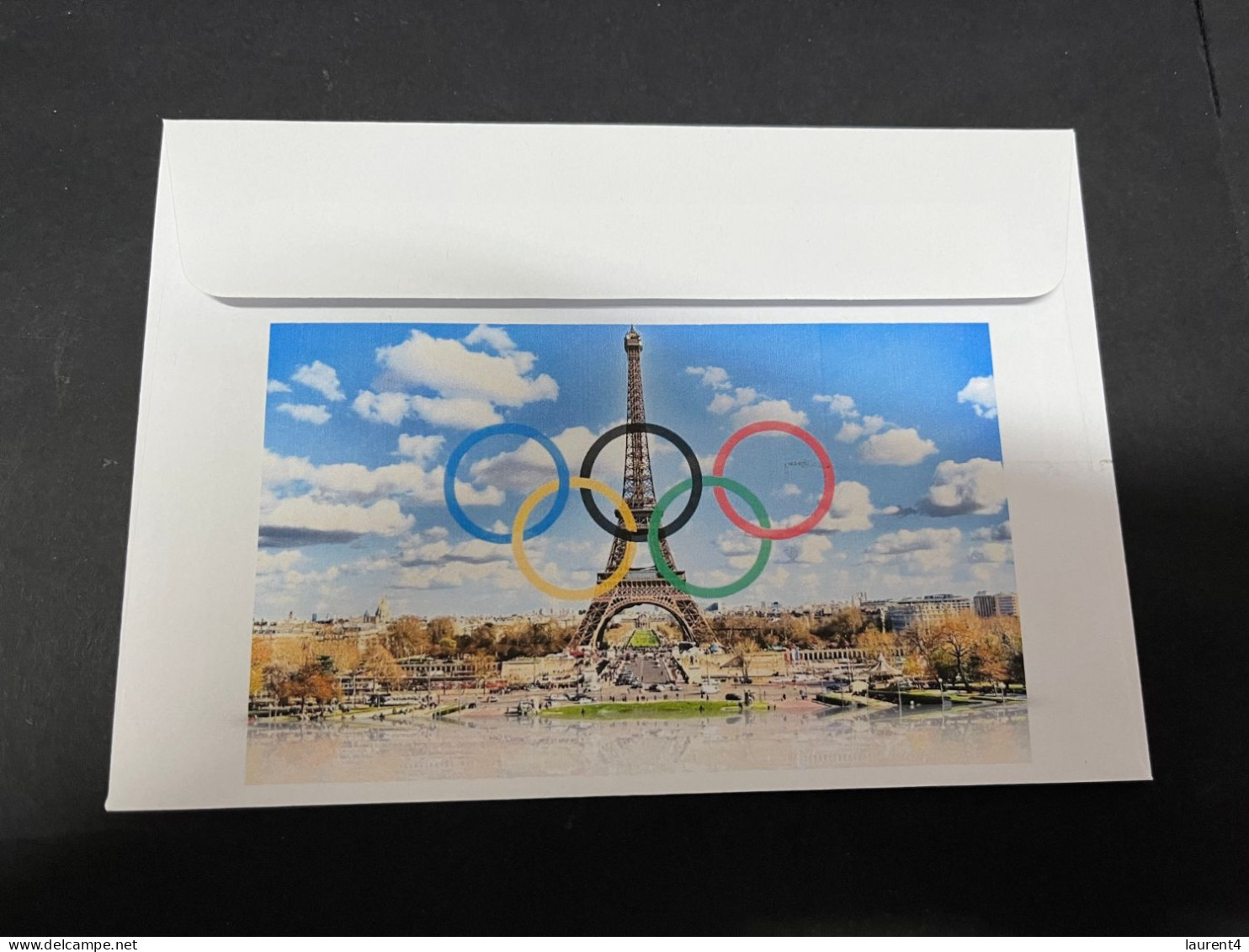 21-3-2024 (3 Y 37) Paris Olympic Games 2024 - 1 (of 12 Covers Series) - Eté 2024 : Paris