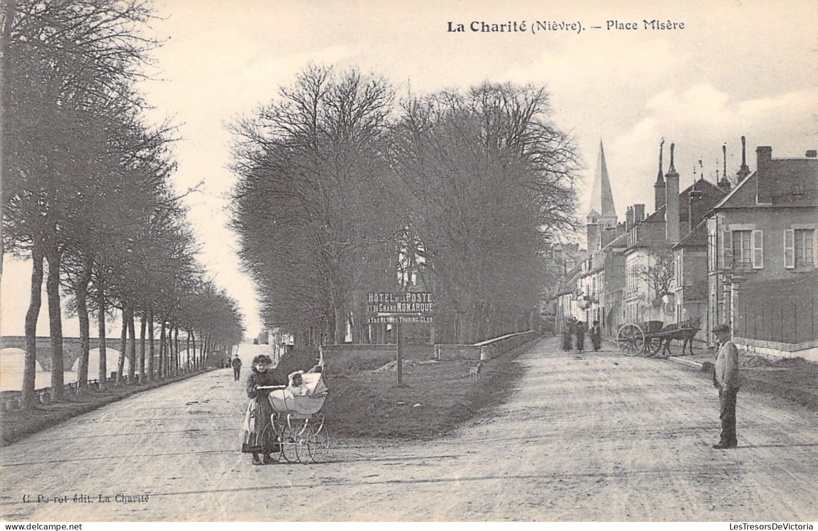 FRANCE - La Charité - Place Misere -  Animé - Carte Postale Ancienne - La Charité Sur Loire