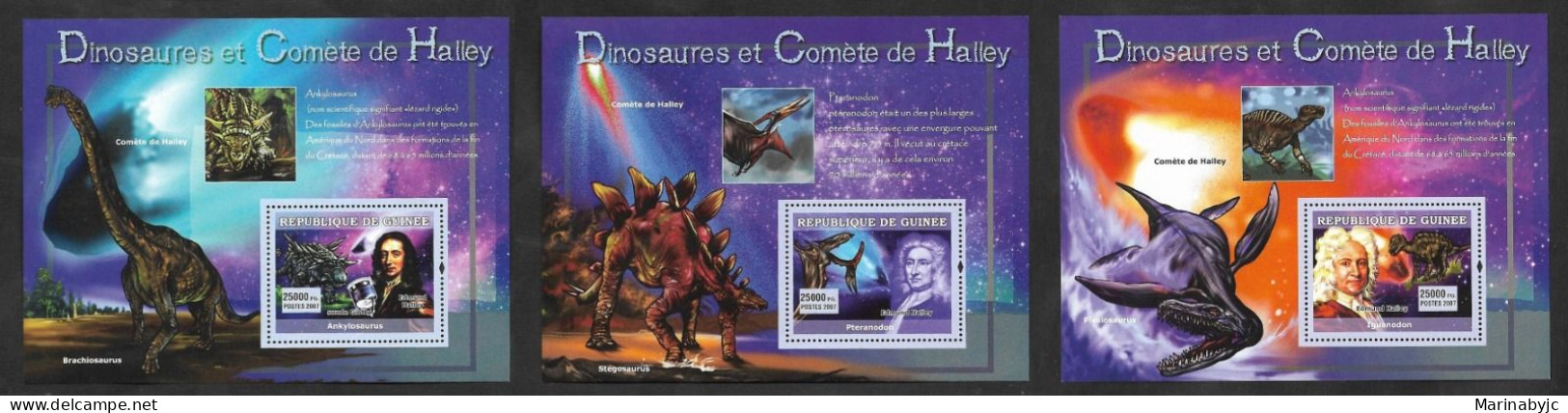 SE)2007 GUINEA FROM THE PREHISTORIC ANIMALS SERIES, DINOSAURS-HALEY'S COMET, 3 SOUVENIR SHEETS, MNH - Guinea-Bissau