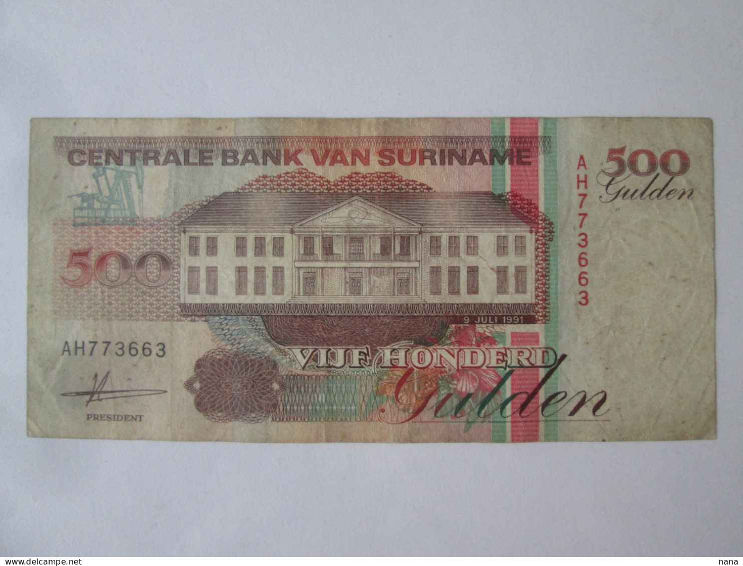 Surinam 500 Gulden 1991 Banknote See Pictures - Surinam