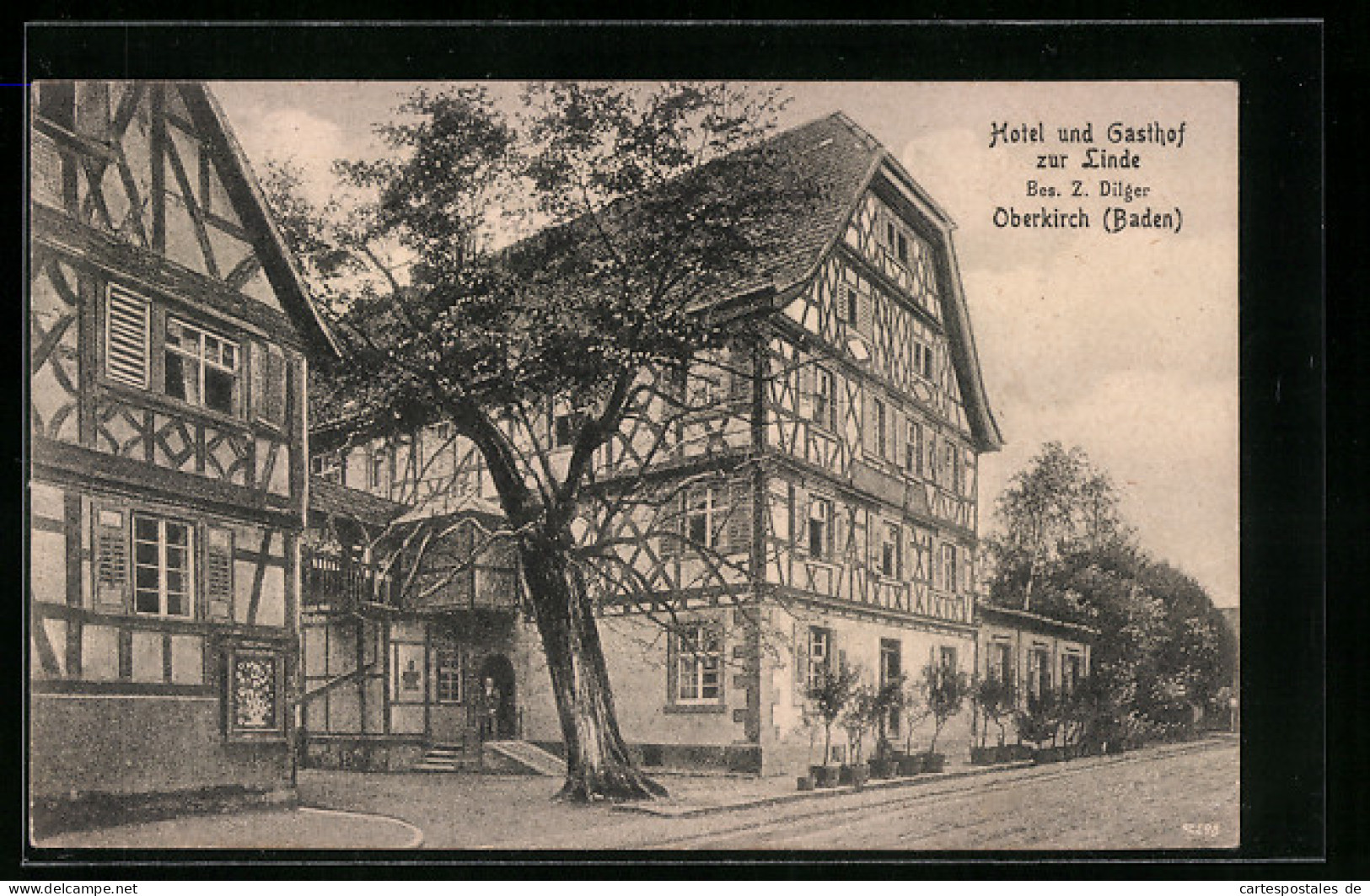 AK Oberkirch /Baden, Hotel Und Gasthof Zur Linde Z. Dilger Mit Strasse  - Oberkirch