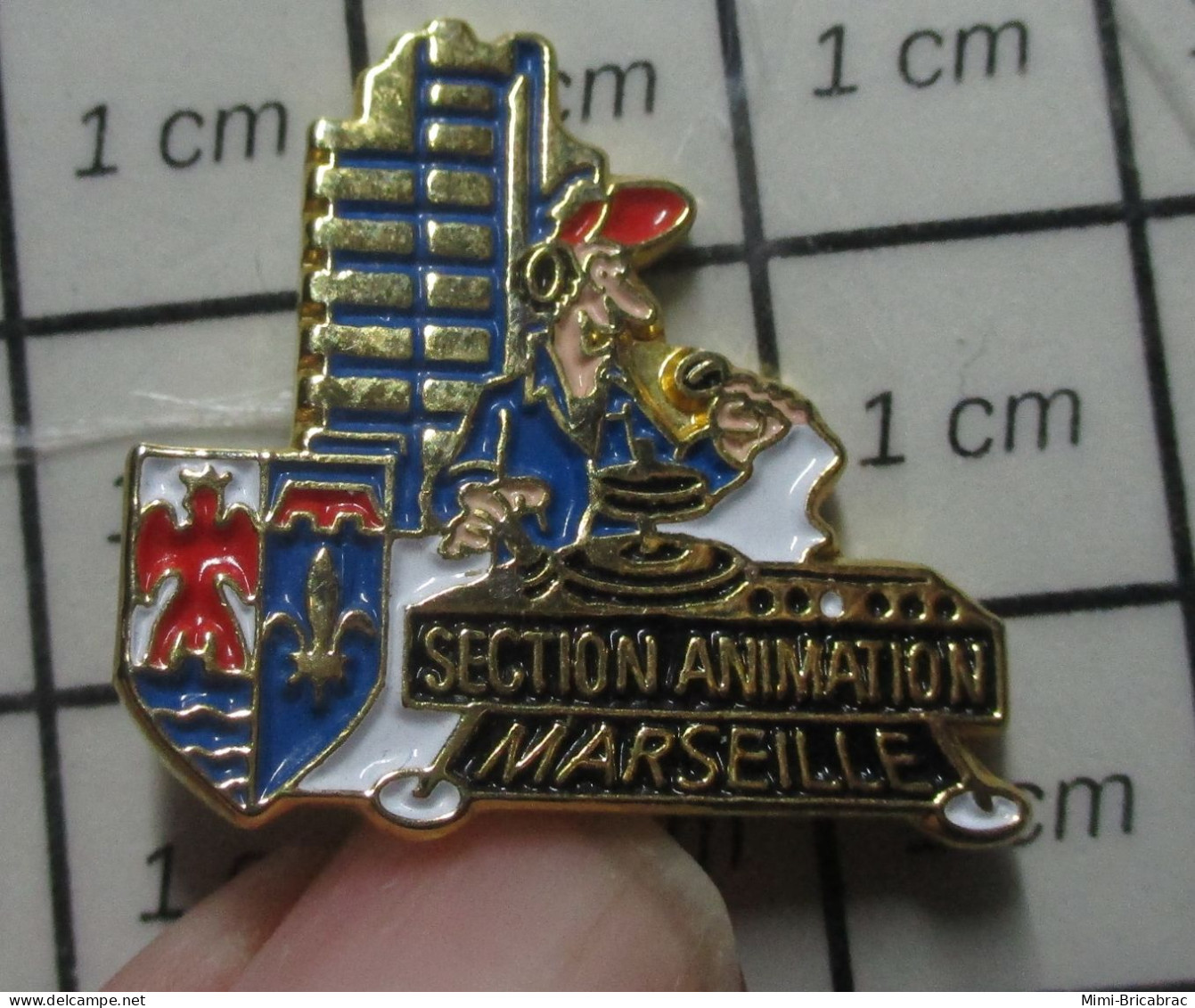 511D Pin's Pins / Beau Et Rare / MUSIQUE / DJ OU ANIMATEUR RADIO SECTION ANIMATION MARSEILLE Sans Kalach ? - Musik