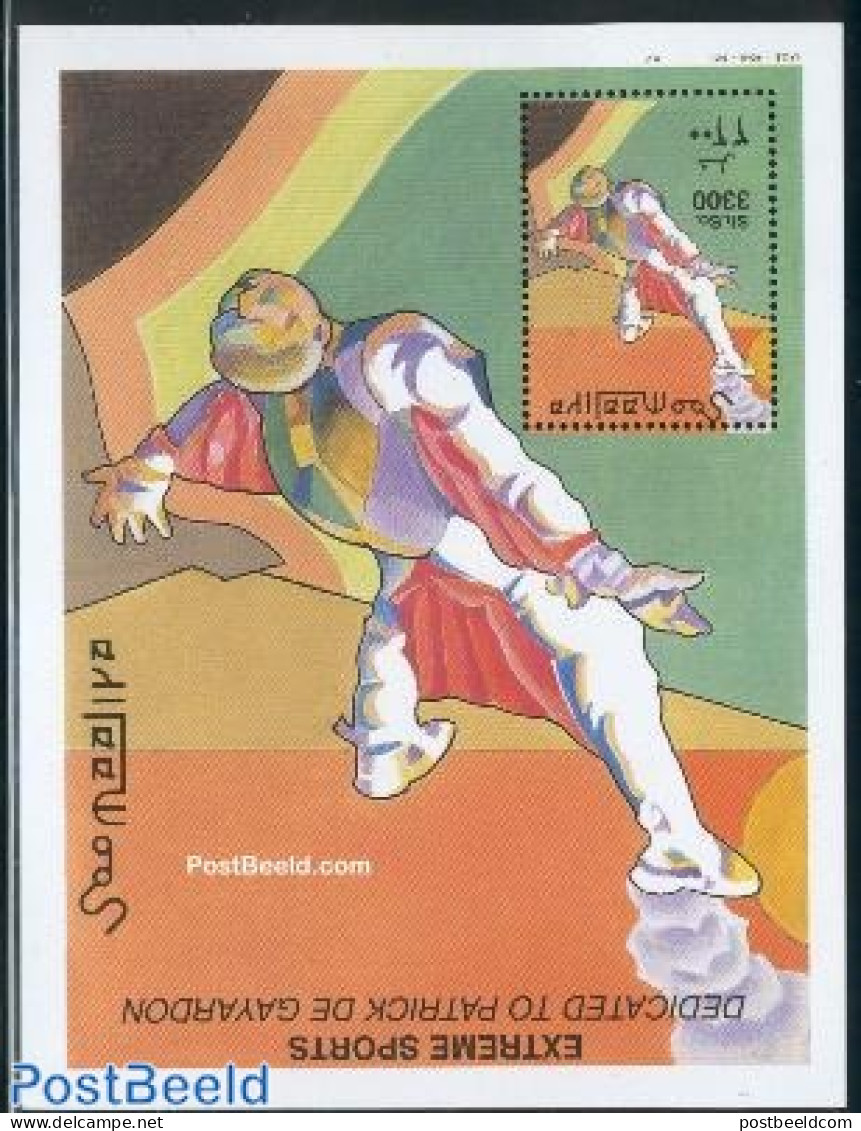 Somalia 2001 Extreme Sports S/s, Mint NH, Sport - Parachuting - Sport (other And Mixed) - Fallschirmspringen