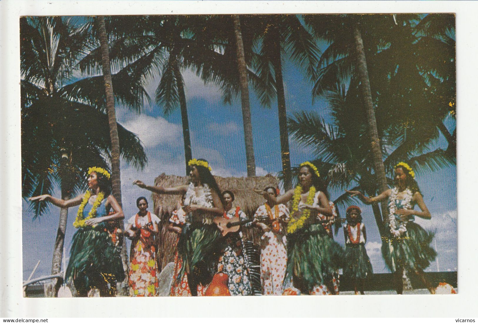 CP ETATS UNIS Hula Dancers At Waikiki - Hawaï