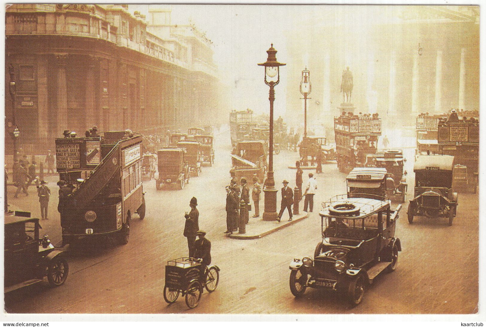 London, June 1922 - VINTAGE CARS, FREIGHT BICYCLE, DOUBLE DECKER BUS, TAXI CABS - Royal Exchange - (England) - PKW