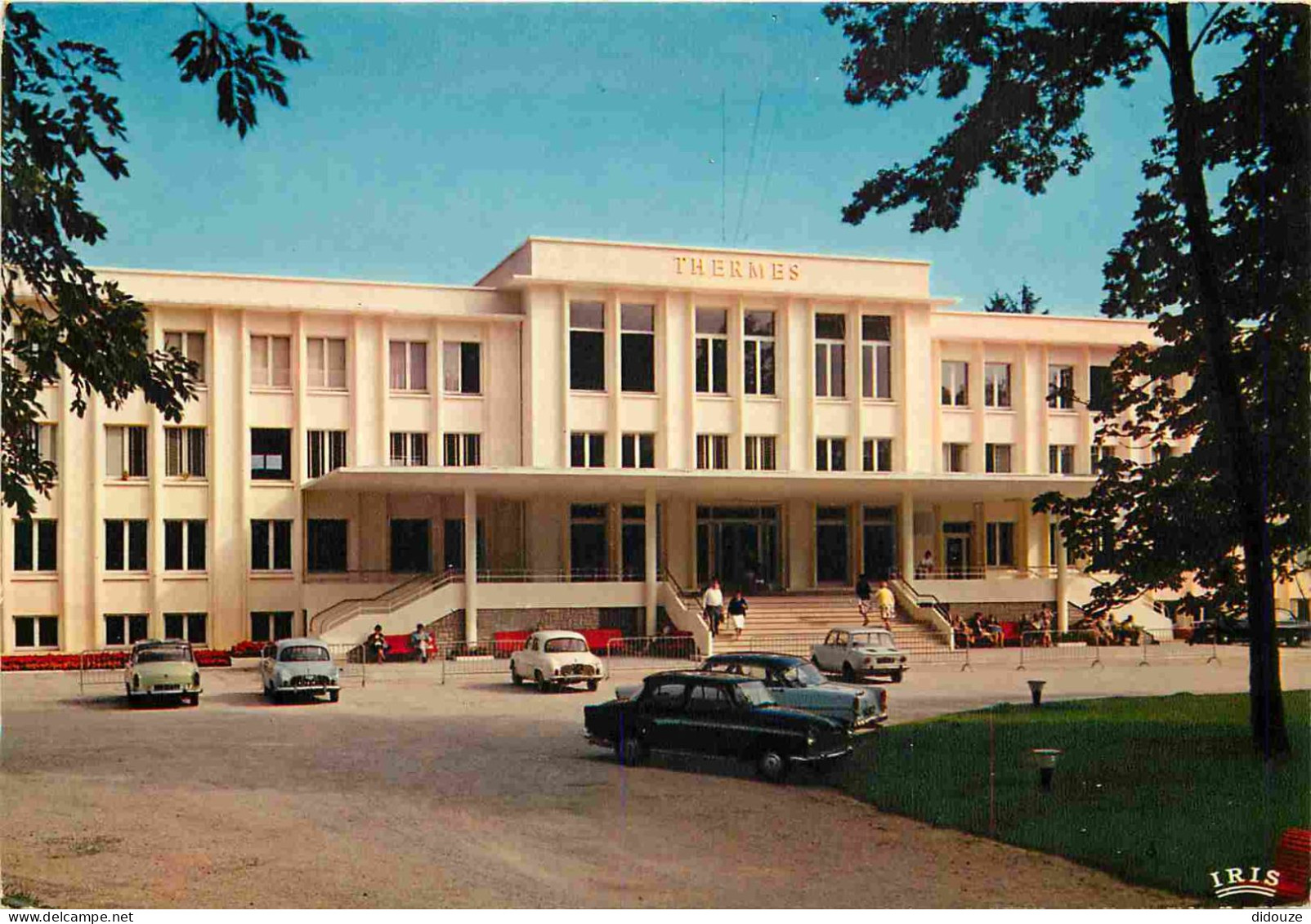 Automobiles - Divonne Les Bains - Les Thermes - CPM - Voir Scans Recto-Verso - PKW