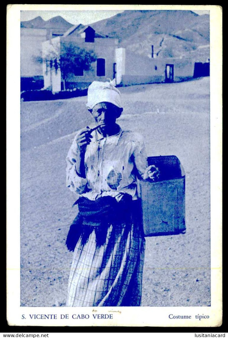 CABO VERDE - SÃO VICENTE - COSTUMES - Costume Típico. ( Ed. Da Casa Do Leão) Carte Postale - Cape Verde