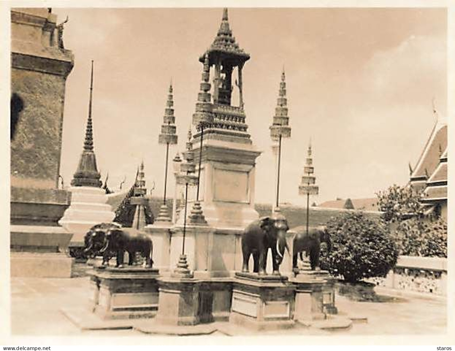 Photo - Thaïlande - BANGKOK - Wat Phra Kaeo Ou Temple Du Bouddha D'Emeraude - Format 10,7 X 8,4 Cm - éléphant - Thaïlande