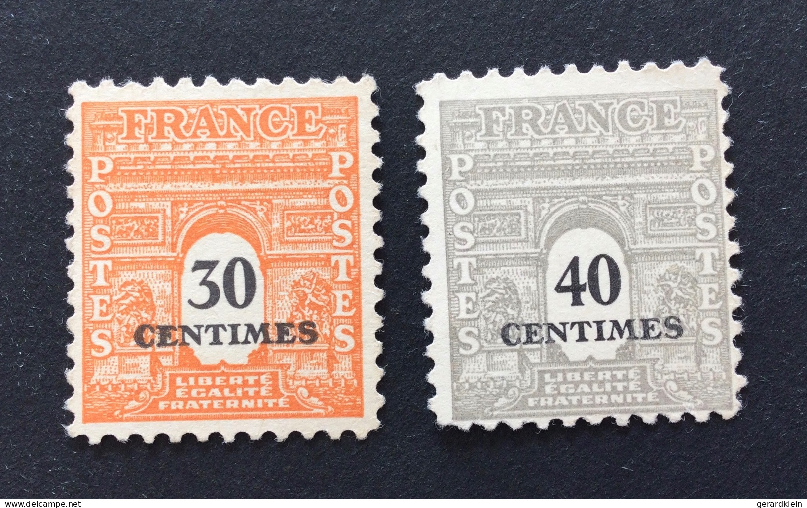 Num. 702 (30c) Et 703 (40c) Type Arc De Triomphe . Neufs - 1944-45 Triomfboog