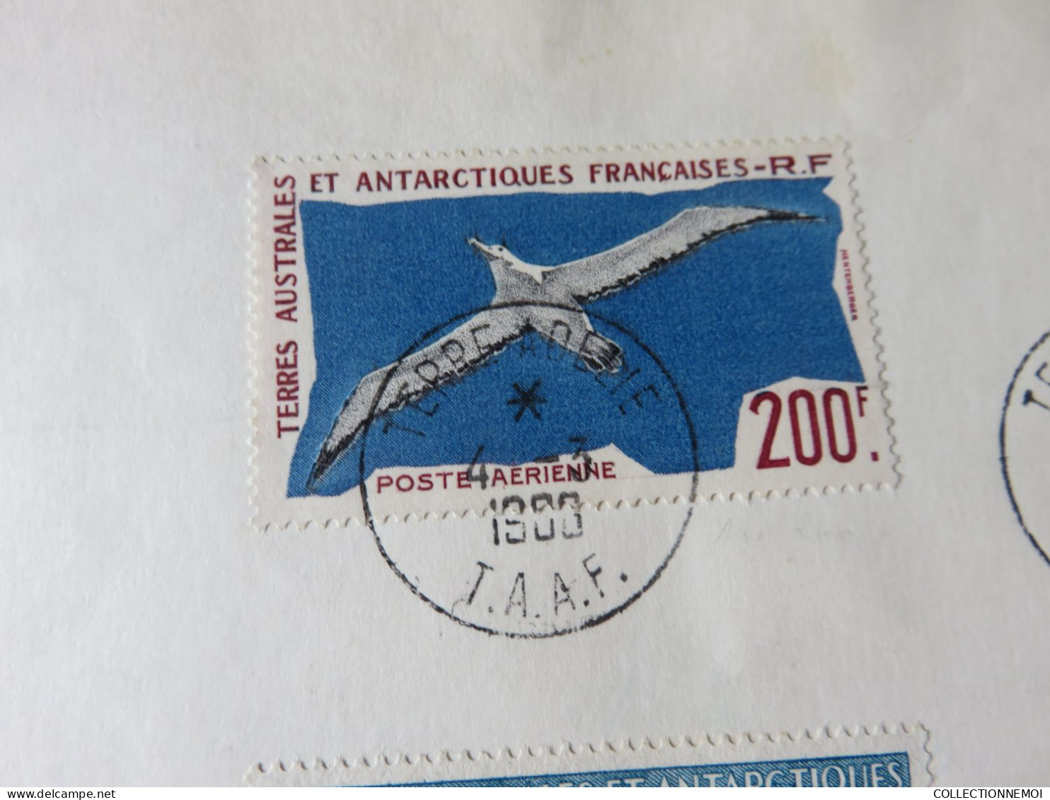 TERRES AUSTRALES ET ANTARTIQUES FRANCAISES ,,lot de poste et poste aerienne OBLITERE