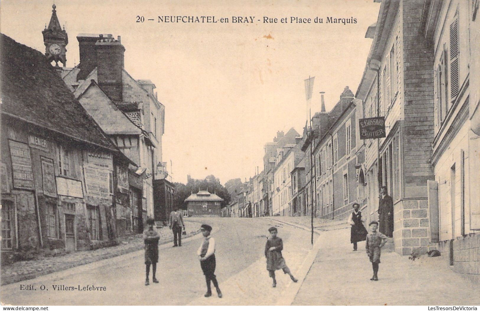 FRANCE - Neufchatel En Bray - Rue Et Place Du Marquis - Animé - Carte Postale Ancienne - Neufchâtel En Bray