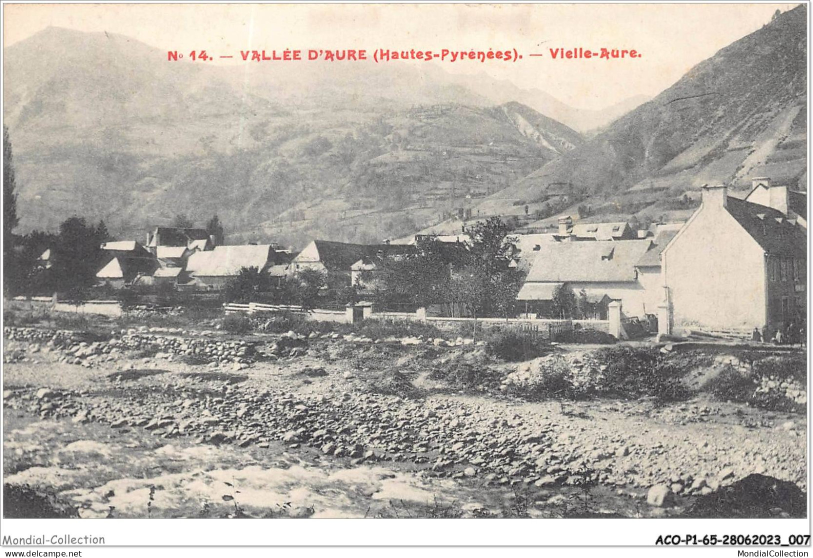 ACOP1-65-0005 - VALLEE D'AURE - Le Village - Vielle Aure