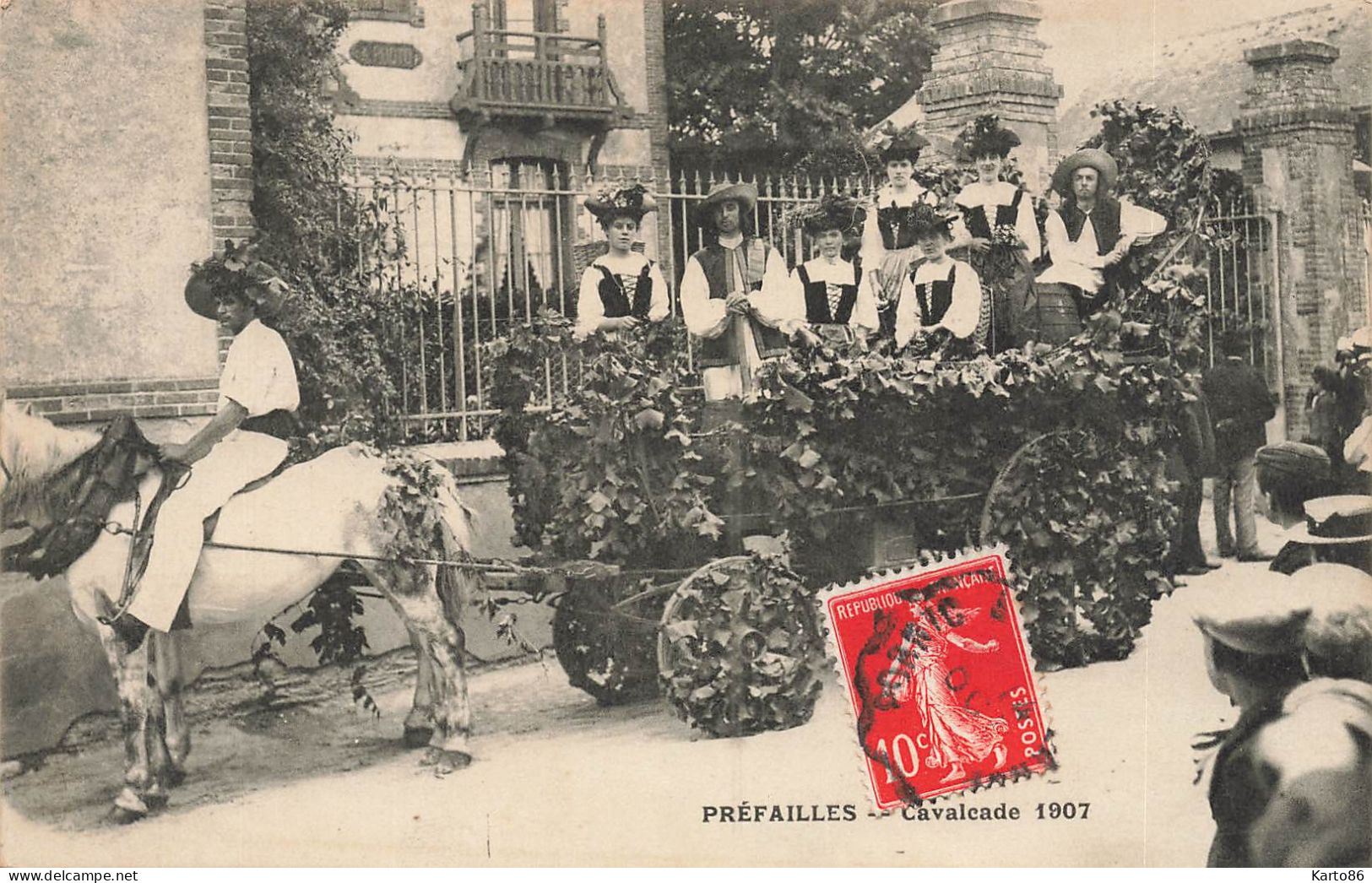 Préfailles * La Cavalcade En 1907 * Char Défilé Fête Mi Carême Cavalcade - Préfailles